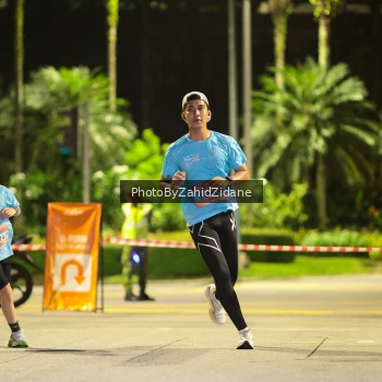 Runner Photo 3889674