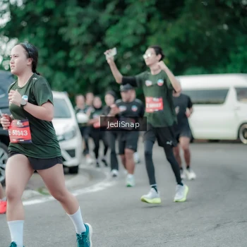 Runner Photo 3889705