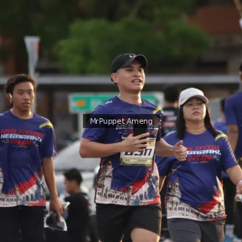 Runner Photo 3889744