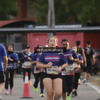 Runner Photo 3889755