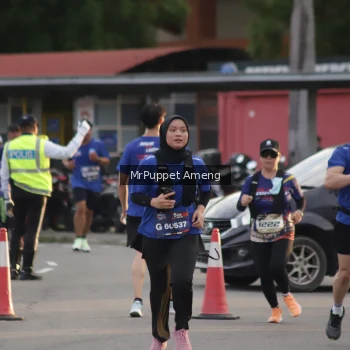 Runner Photo 3889764