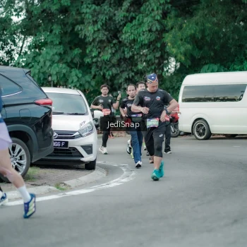 Runner Photo 3889791