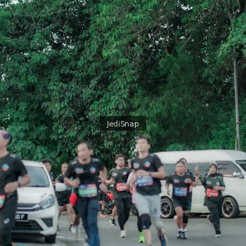 Runner Photo 3889801