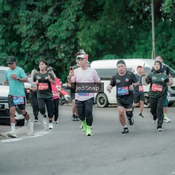Runner Photo 3889832