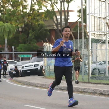 Runner Photo 3889836