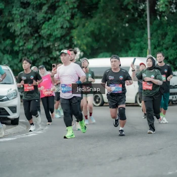Runner Photo 3889839