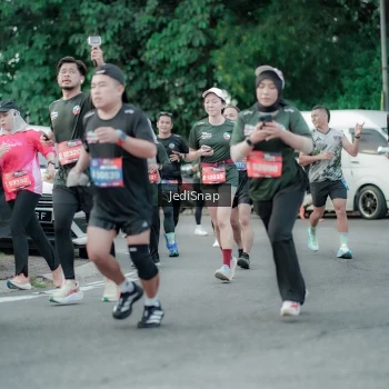 Runner Photo 3889859