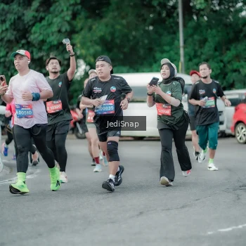 Runner Photo 3889874