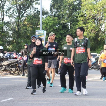 Runner Photo 3889885