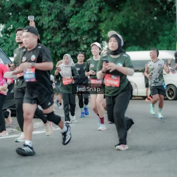 Runner Photo 3889888