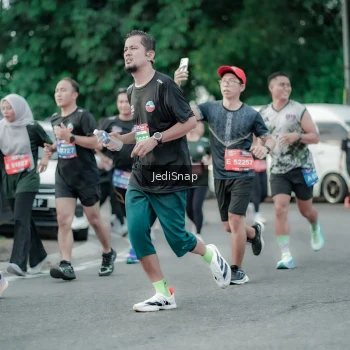 Runner Photo 3889890