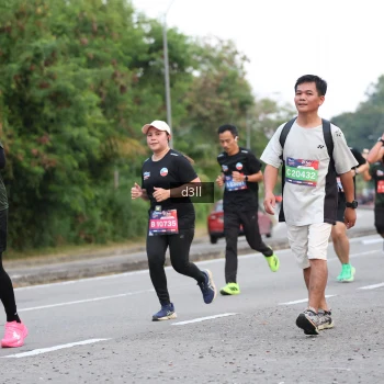 Runner Photo 3889895