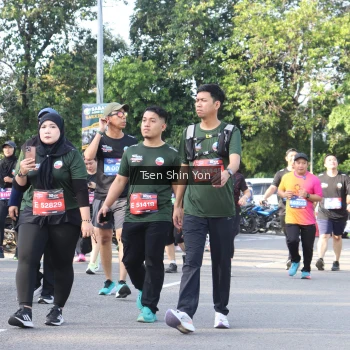 Runner Photo 3889896
