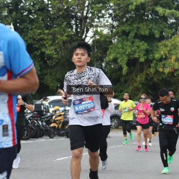 Runner Photo 3889904