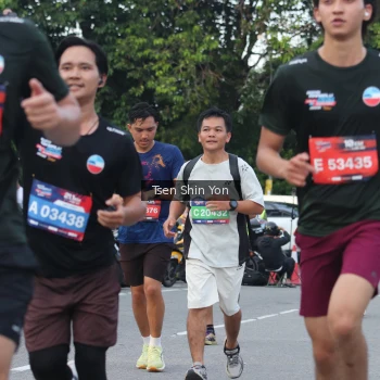 Runner Photo 3889916