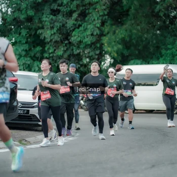 Runner Photo 3889936
