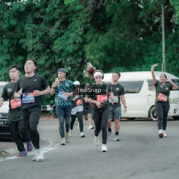 Runner Photo 3889937
