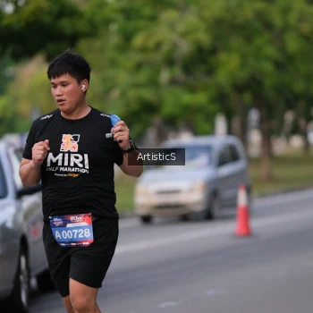 Runner Photo 3890005