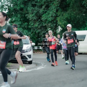 Runner Photo 3890039