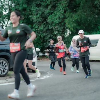 Runner Photo 3890046
