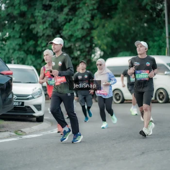 Runner Photo 3890067