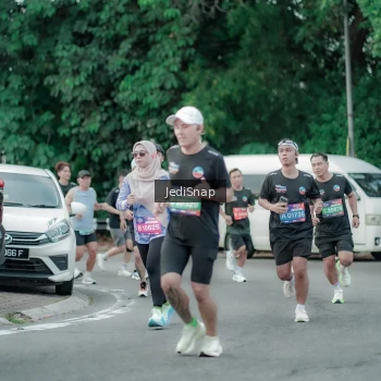 Runner Photo 3890098
