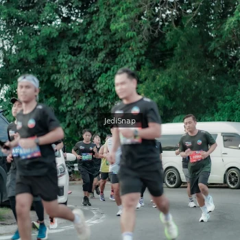 Runner Photo 3890120