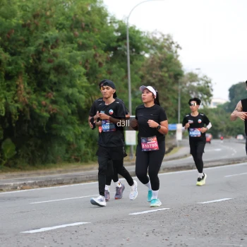 Runner Photo 3890136