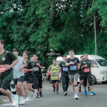 Runner Photo 3890140