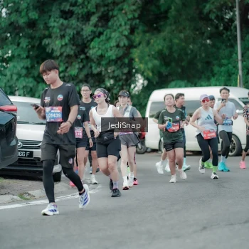 Runner Photo 3890214