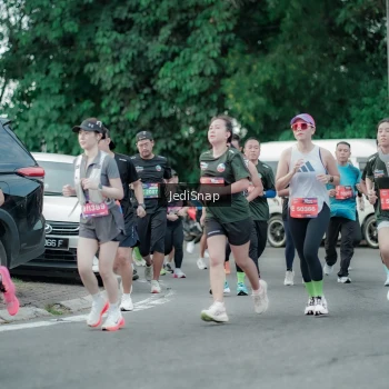 Runner Photo 3890256
