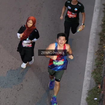 Runner Photo 3890281