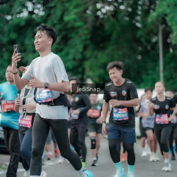 Runner Photo 3890288