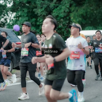Runner Photo 3890334