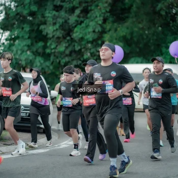 Runner Photo 3890383