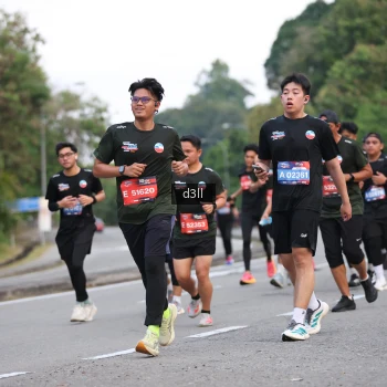 Runner Photo 3890387