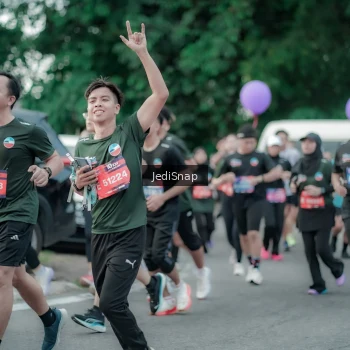 Runner Photo 3890396