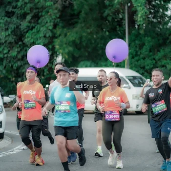 Runner Photo 3890409