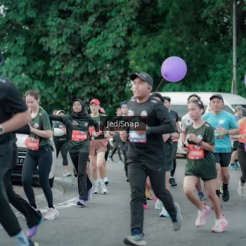 Runner Photo 3890415