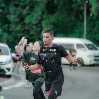 Runner Photo 3890460