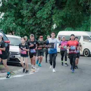 Runner Photo 3890501