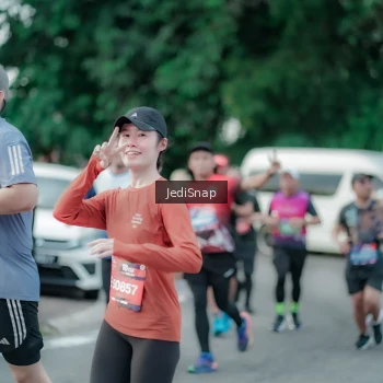 Runner Photo 3890533