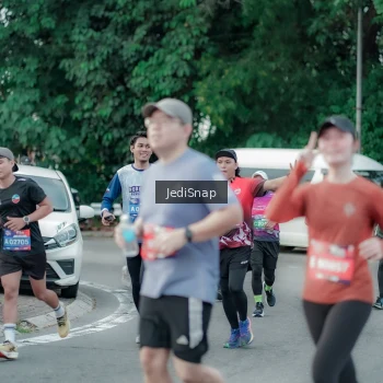 Runner Photo 3890541