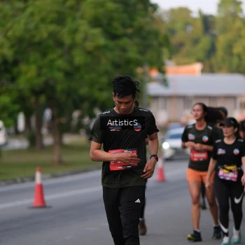 Runner Photo 3890585
