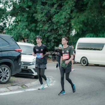Runner Photo 3890599