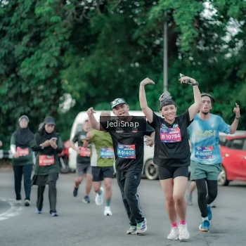 Runner Photo 3890665