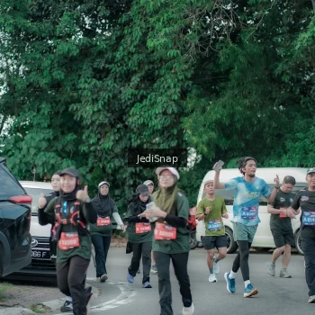 Runner Photo 3890678