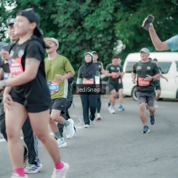 Runner Photo 3890702