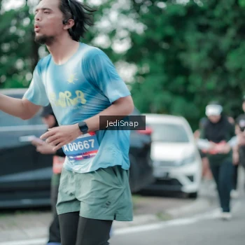 Runner Photo 3890716