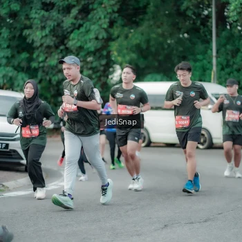 Runner Photo 3890749